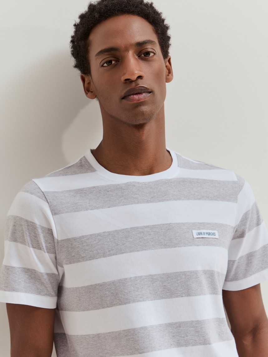 T-shirt de algod�o �s riscas