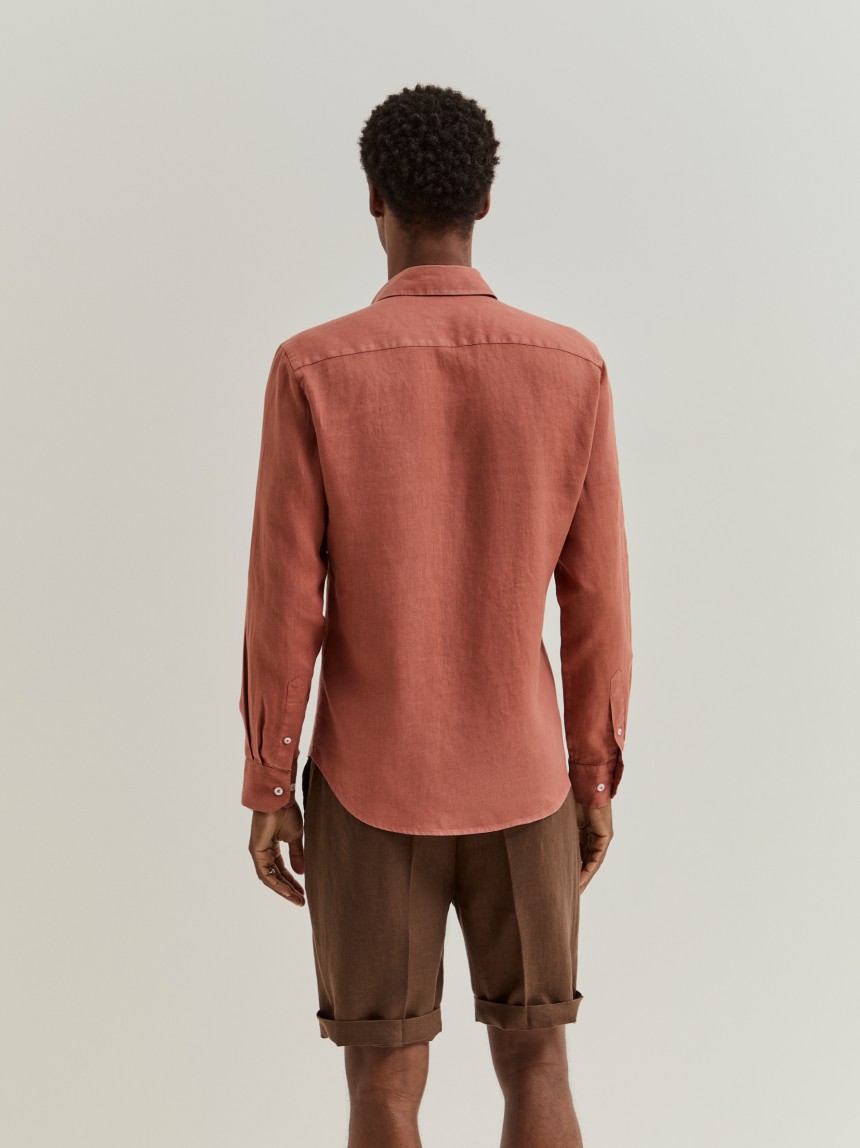Camisa slim fit em linho