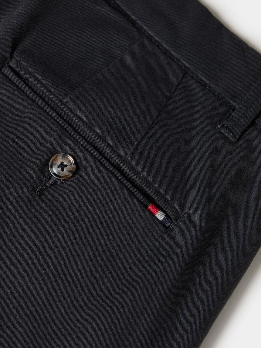Cal�as chino regular fit