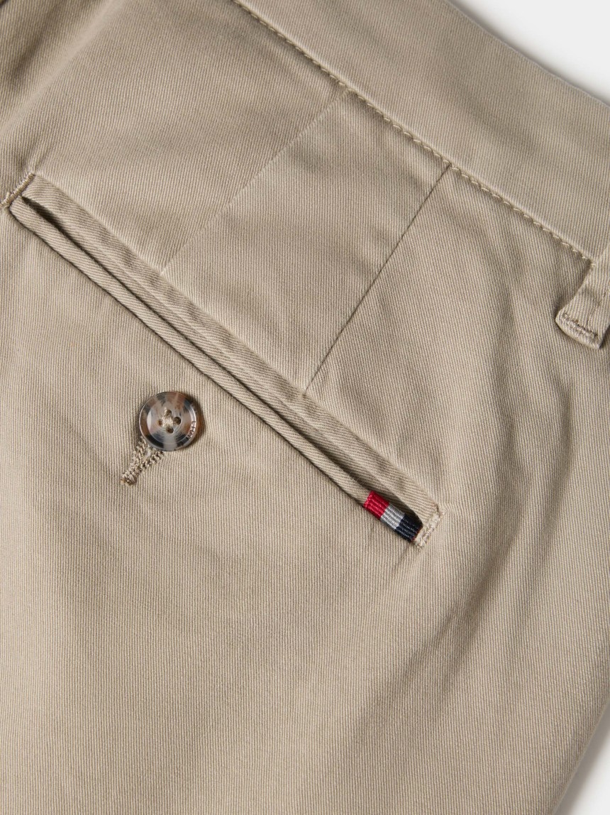 Cal�as chino regular fit