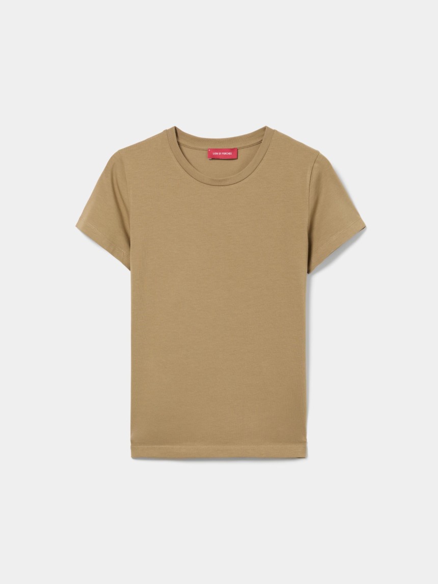 Short-sleeved T-shirt