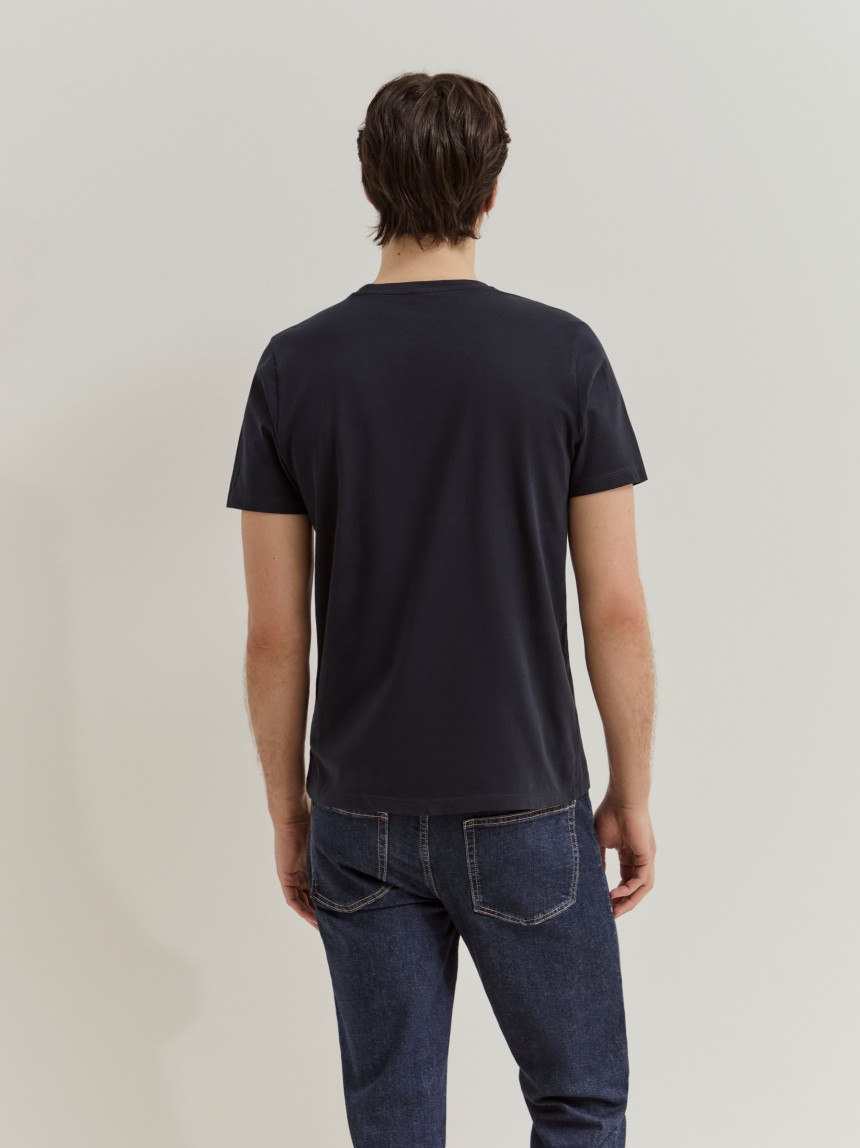 T-Shirt b�sica