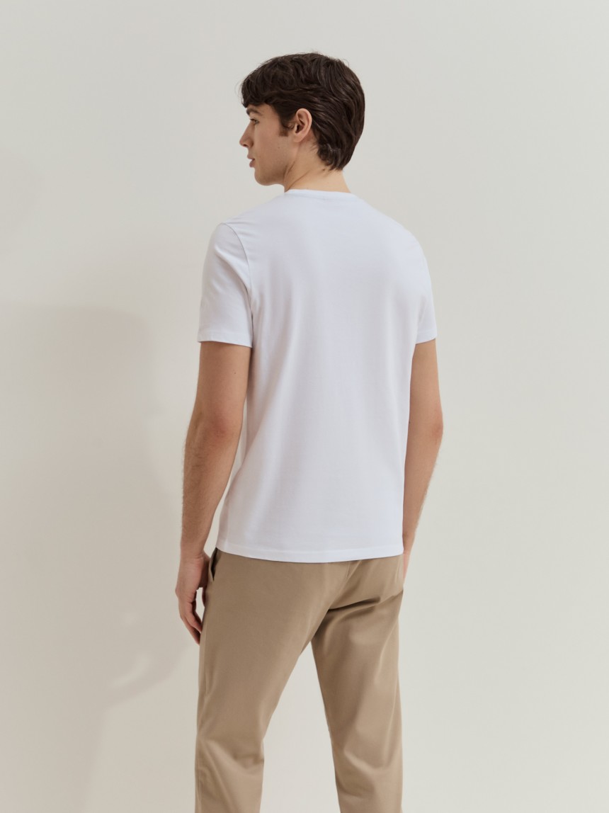 Short-sleeved T-shirt
