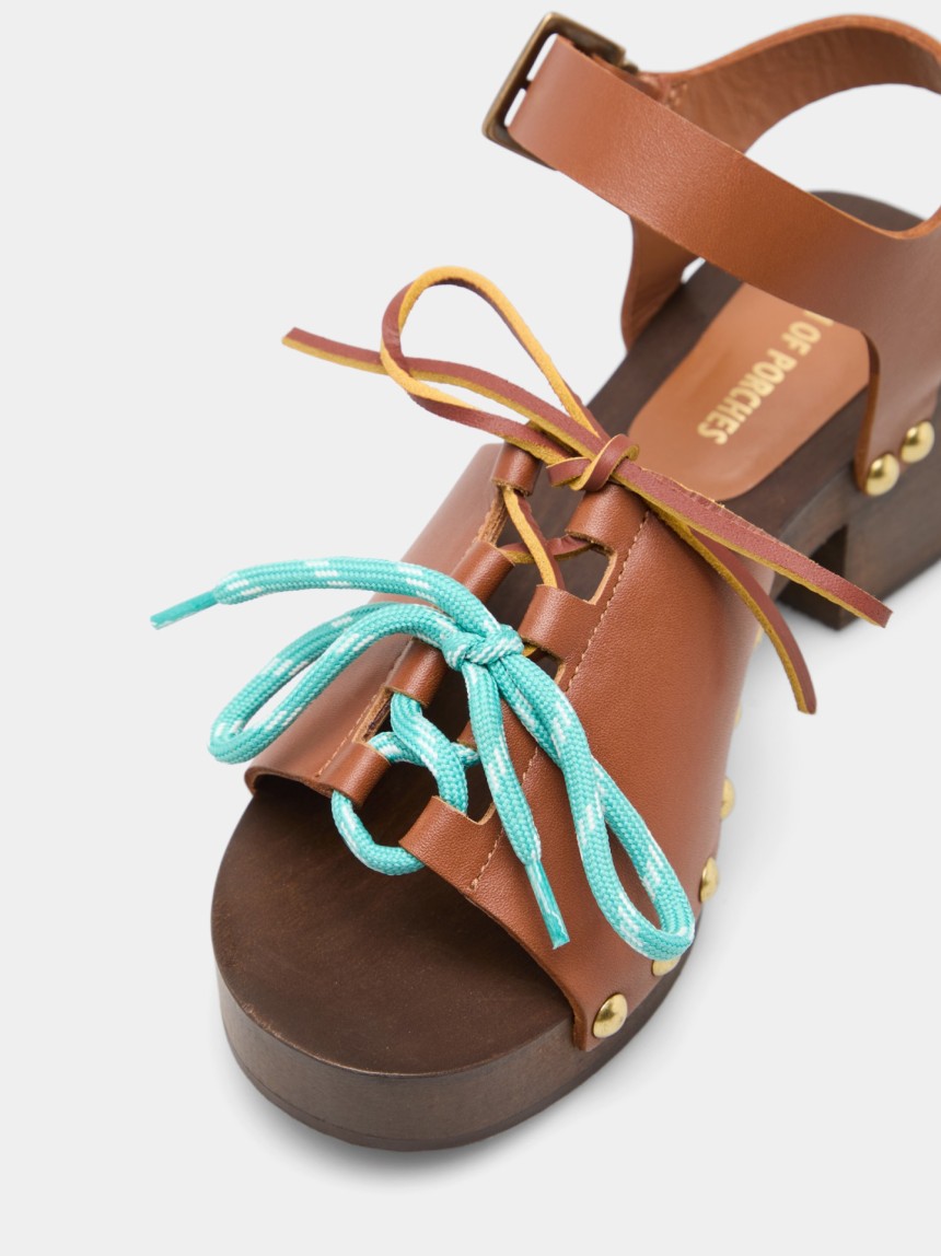 Sand�lia em pele