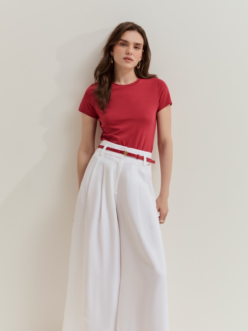 Short-sleeved T-shirt