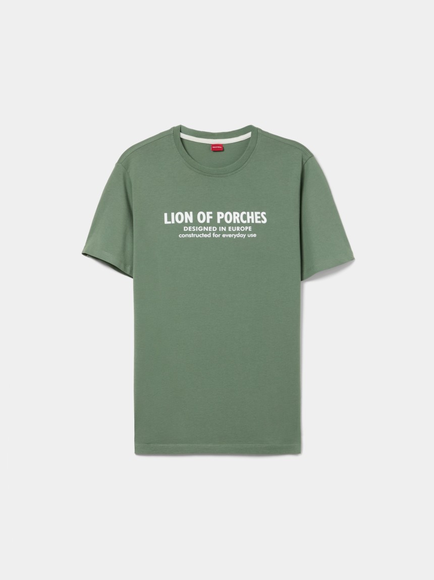 Short-sleeved T-shirt