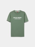 Short-sleeved T-shirt