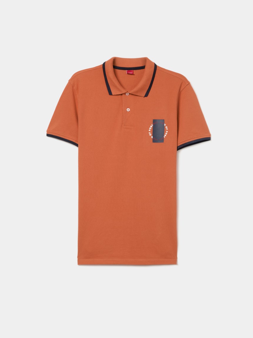 Polo piqu� com riscas e estampado