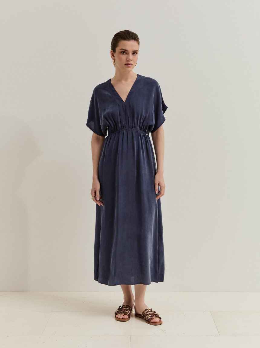 Vestido com manga curta