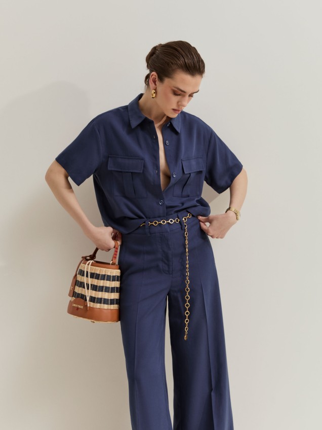 Wide leg trousers