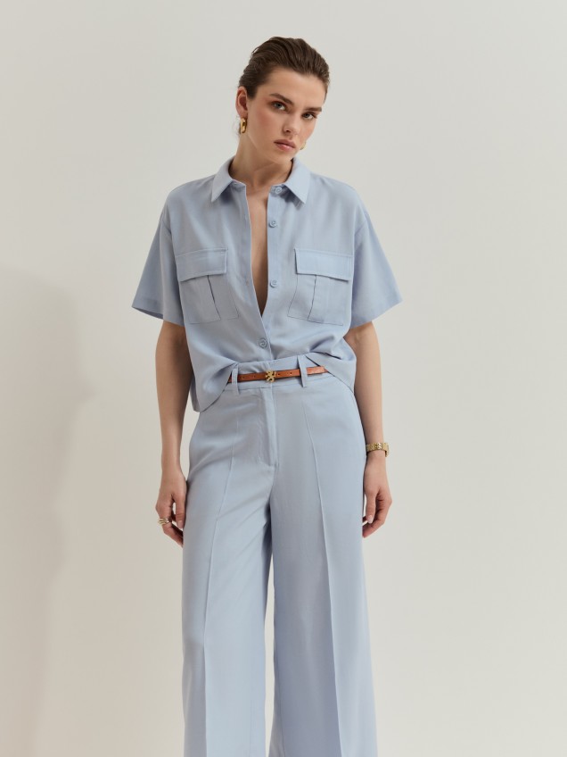 Wide leg trousers