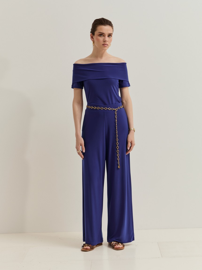 Wide-leg pants