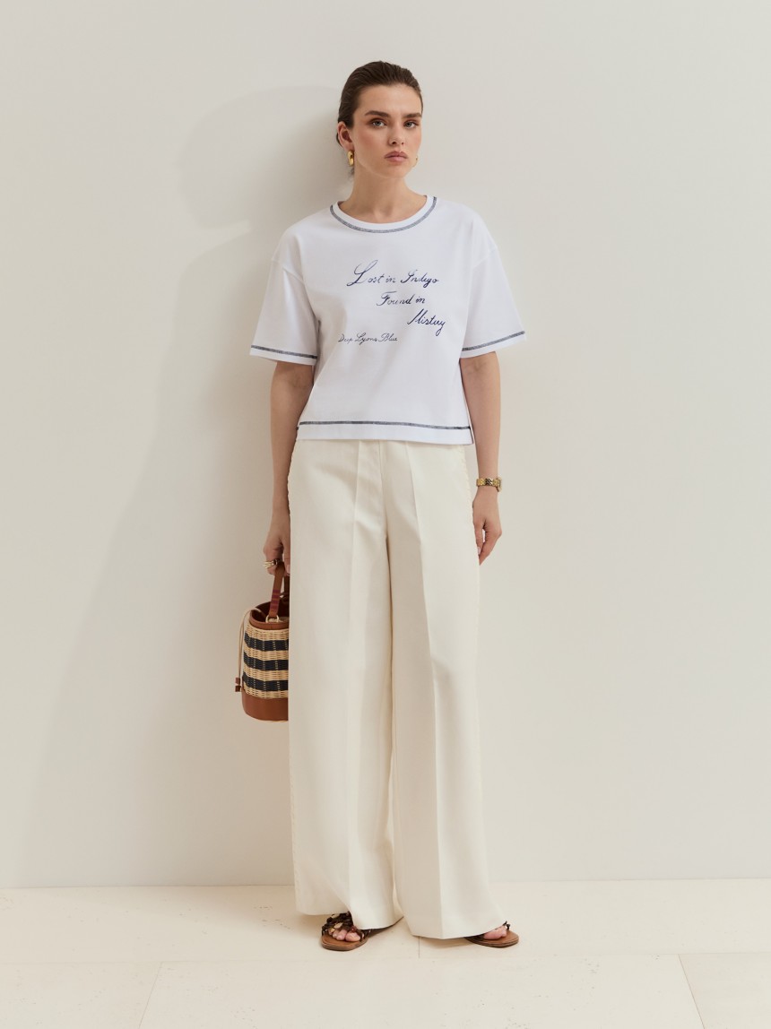 Short-sleeved T-shirt