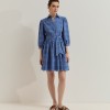 Vestido curto com bordado ingl�s