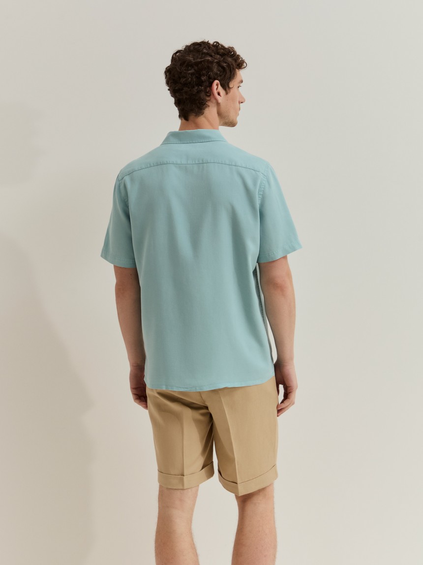 Short-sleeved shirt in lyocell and linen