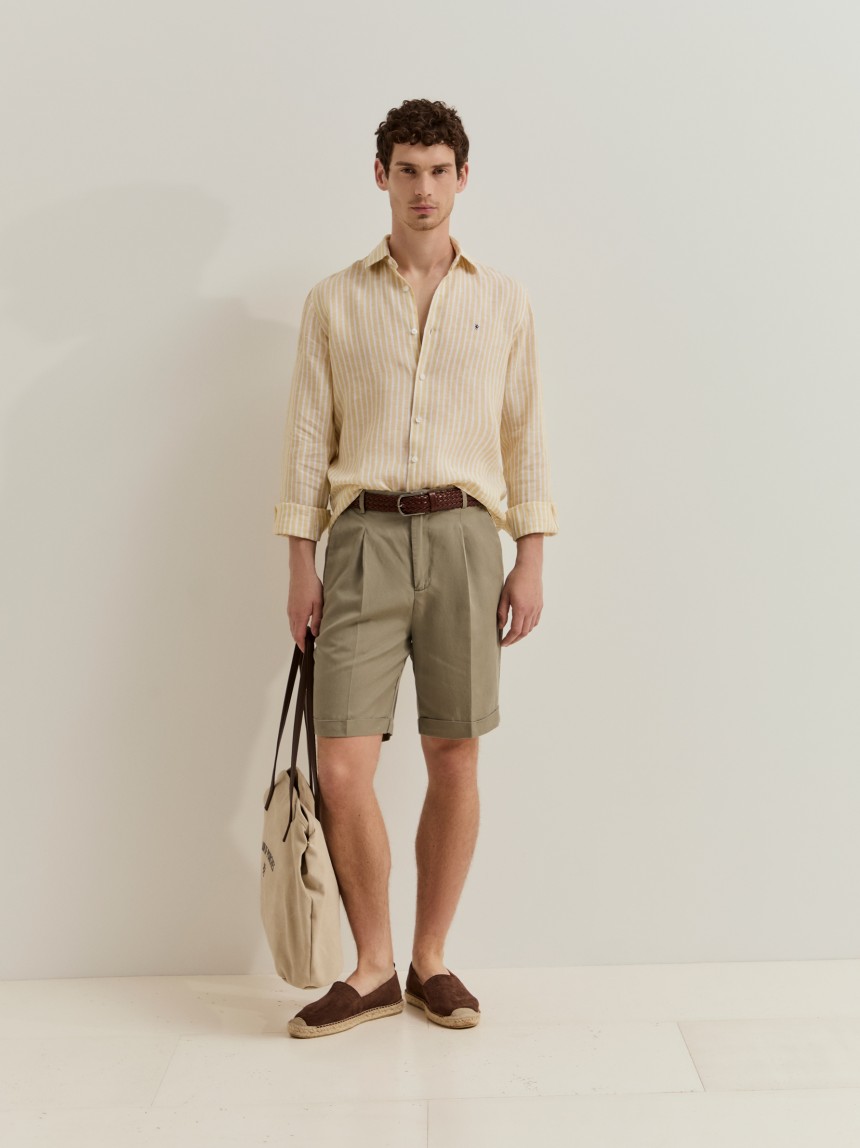 Cal��es bermuda chino