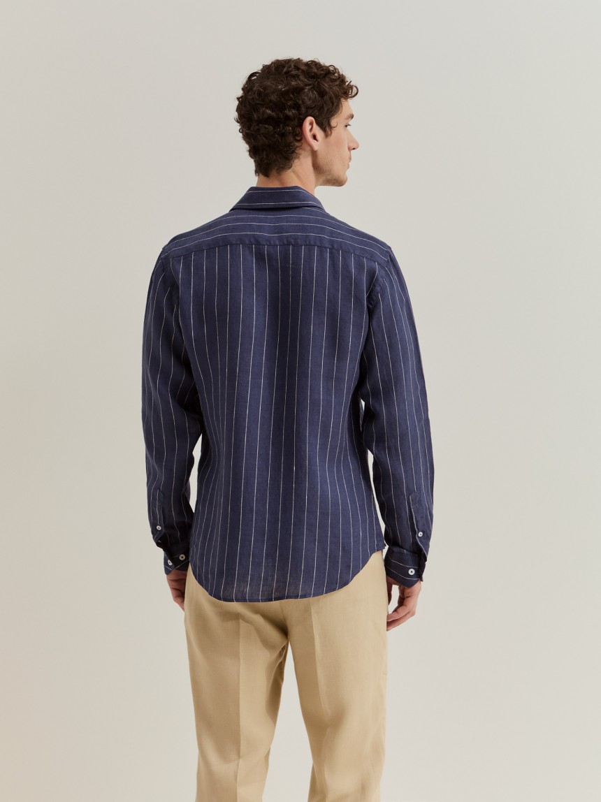 Camisa slim fit em linho