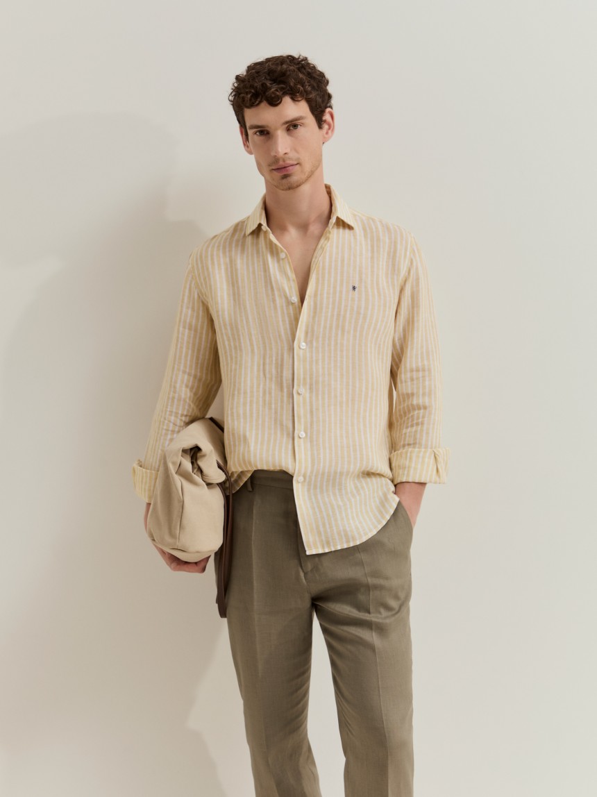 Camisa slim fit em linho