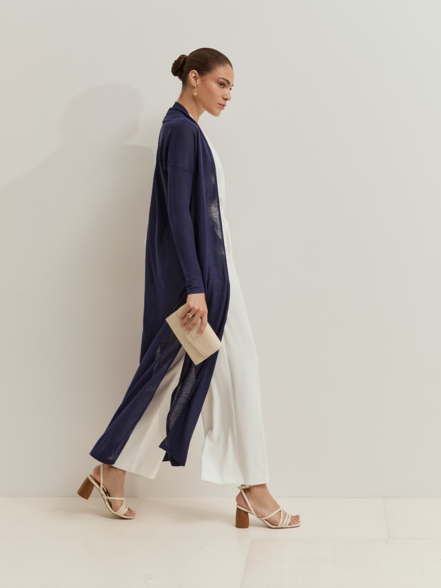 Long knitted cardigan