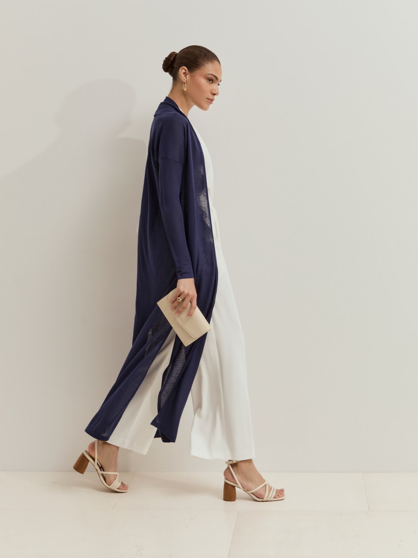 Long knitted cardigan