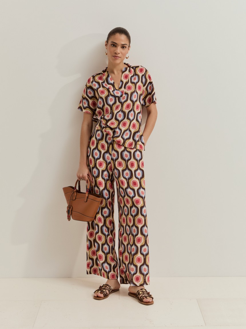 Blusa com estampado geom�trico
