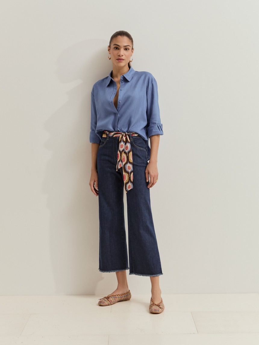 Denim jeans with a belt