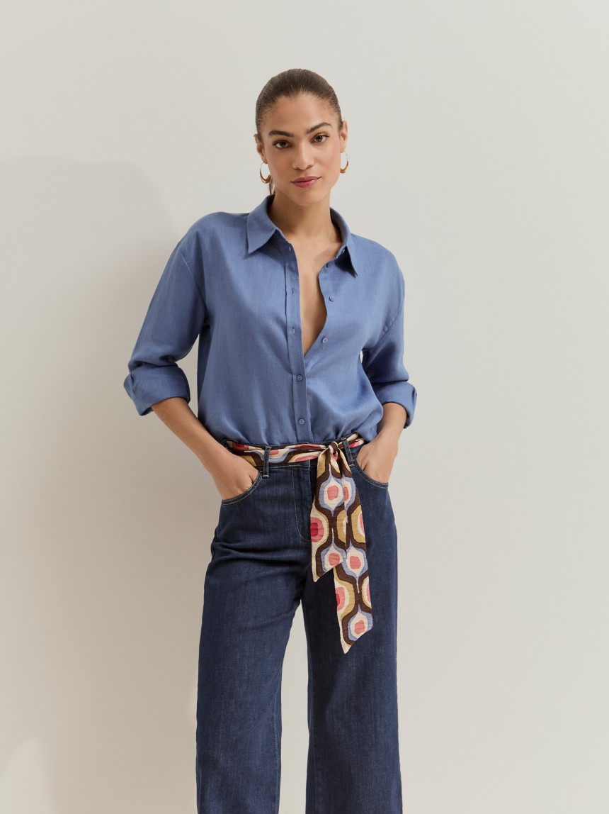 Denim jeans with a belt