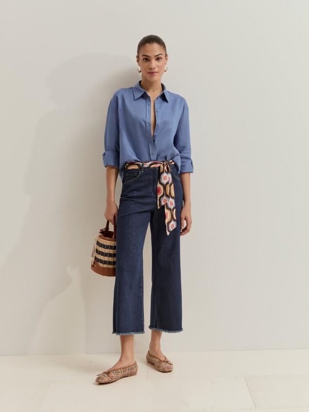 Denim jeans with a belt