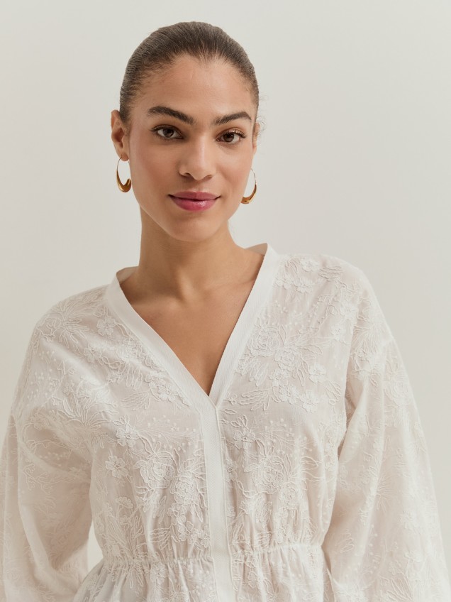 Blouse with embroidery