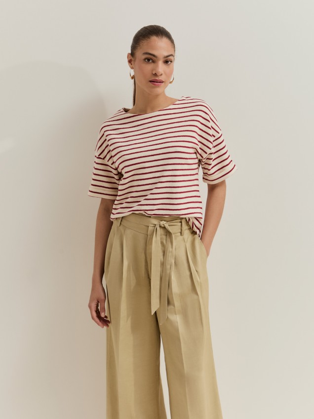 T-shirt às riscas
