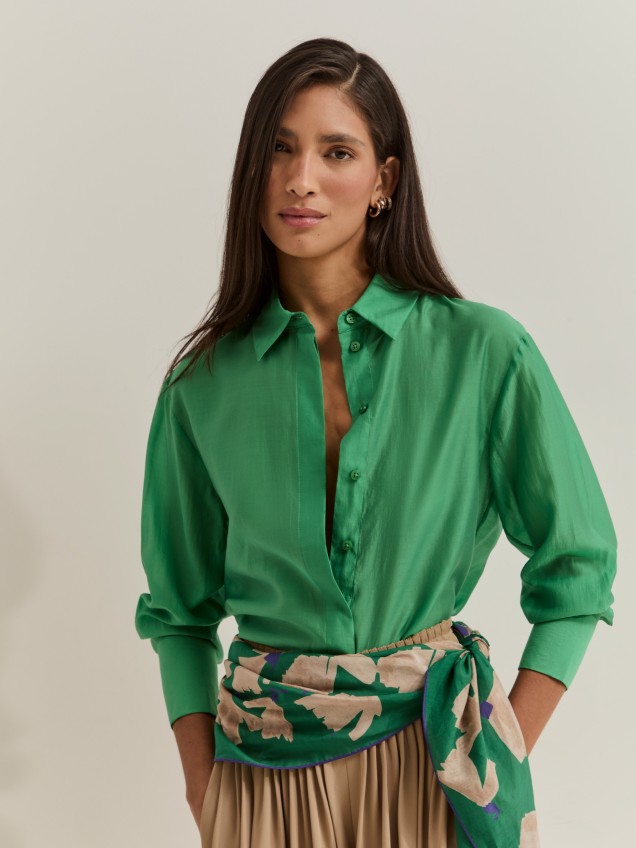 Camisa fluida em liocel
