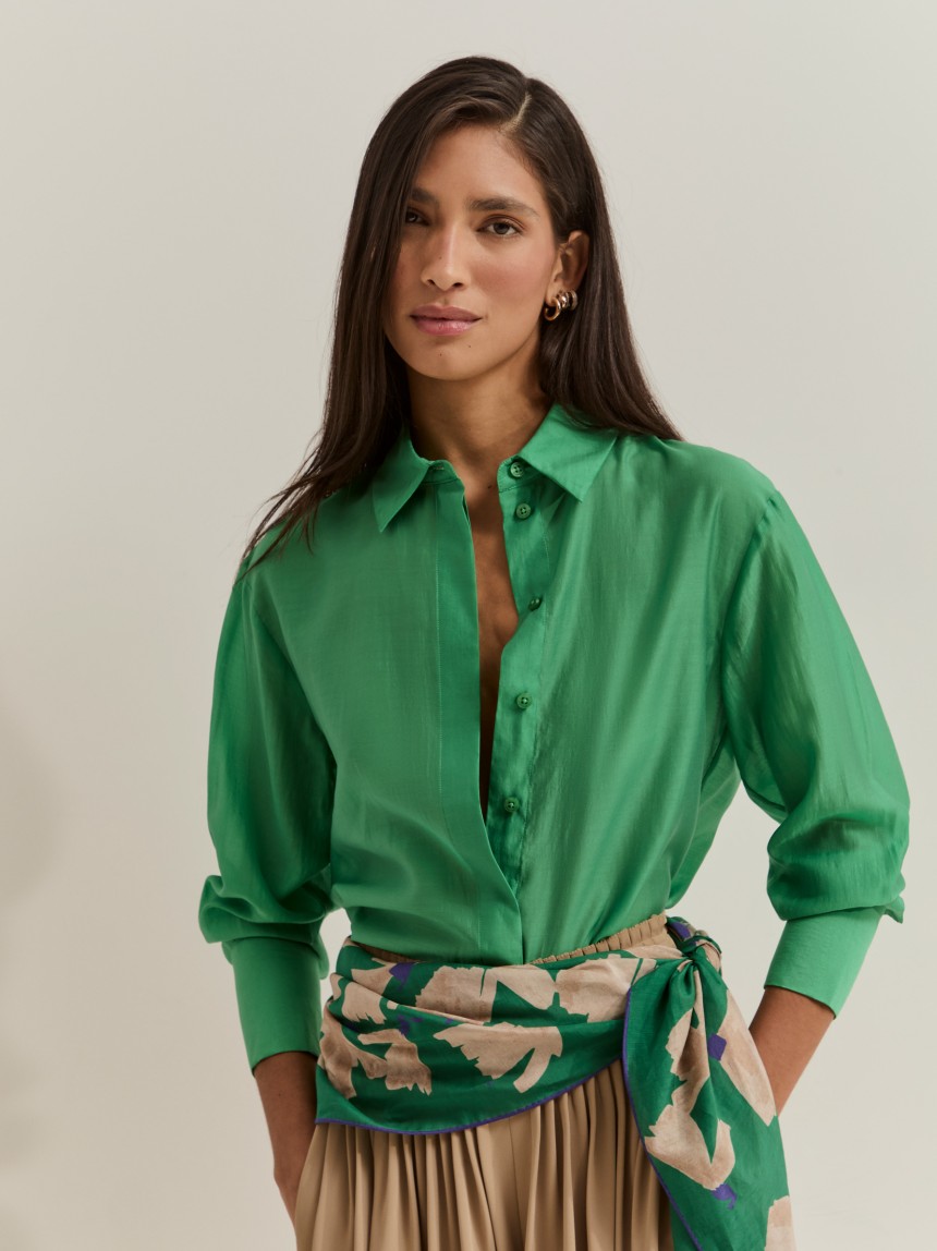 Camisa fluida em liocel