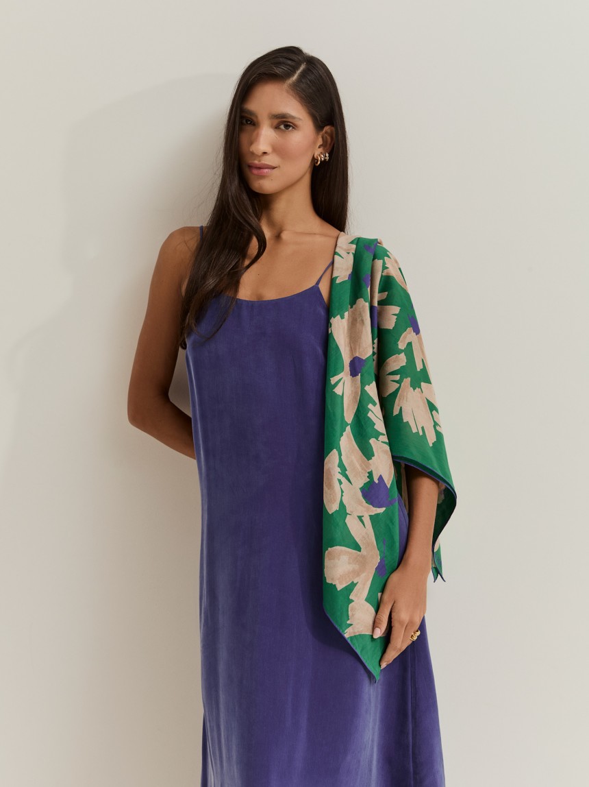 Len�o floral em algod�o e seda
