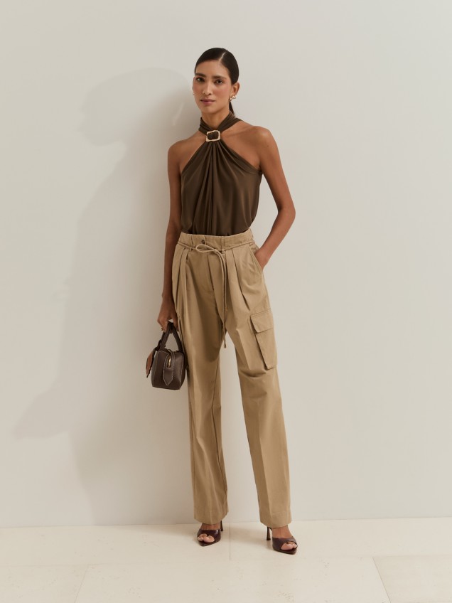 Top halter em malha