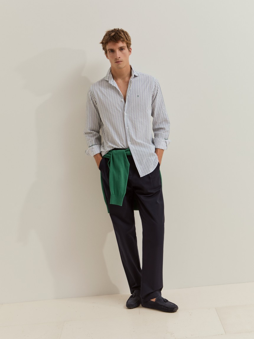 Camisa regular fit �s riscas