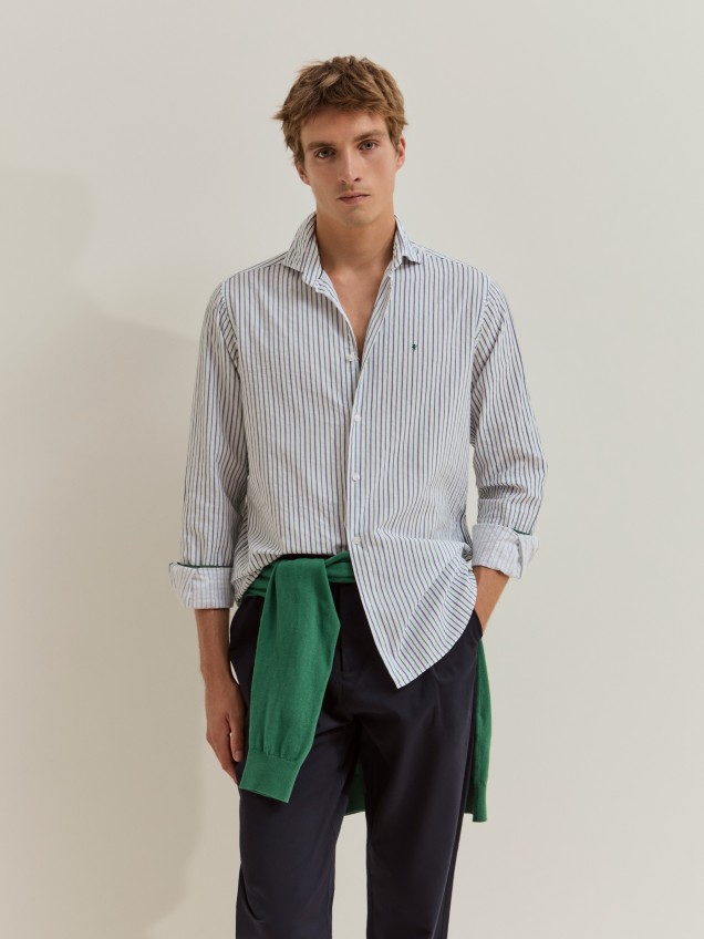 Camisa regular fit �s riscas