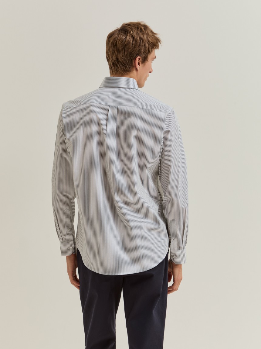Camisa de corte regular a rayas