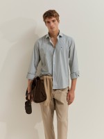 Camisa de corte ajustado a rayas
