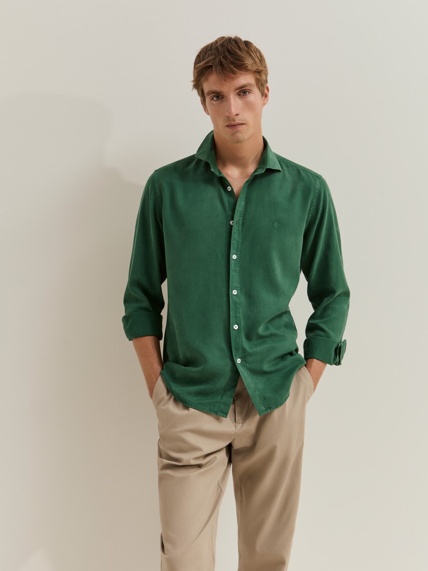 Camisa slim fit em linho e liocel