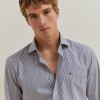 Camisa slim fit �s riscas