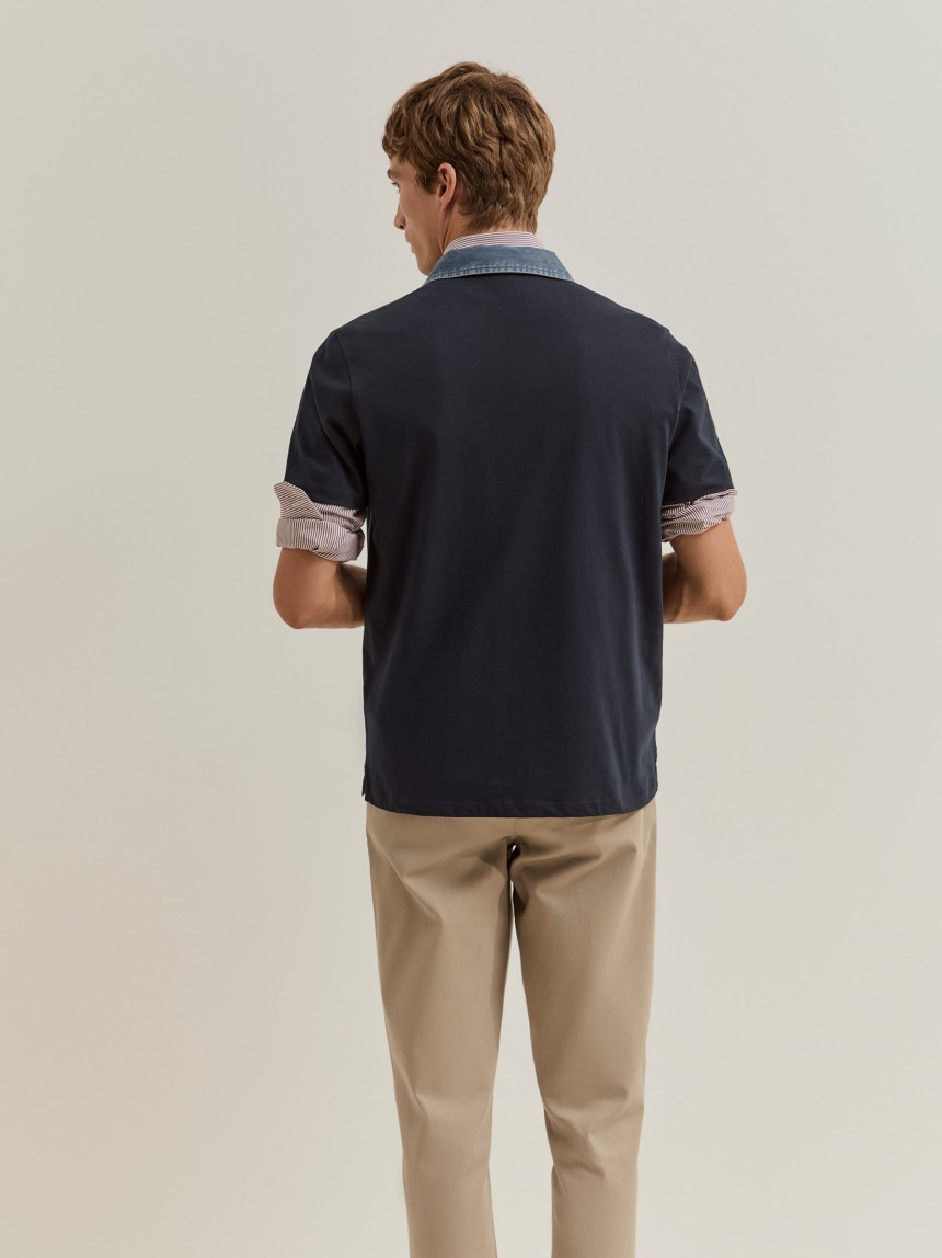 Polo de algod�o com gola denim