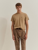 T-shirt b�sica de algod�o