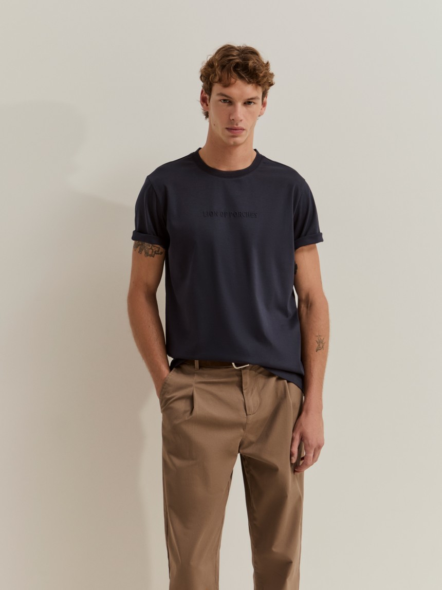 T-shirt b�sica de algod�o