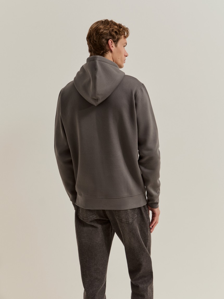 Sweater com capuz