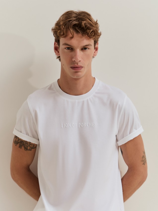 T-shirt b�sica de algod�o