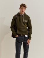 Sweater com capuz