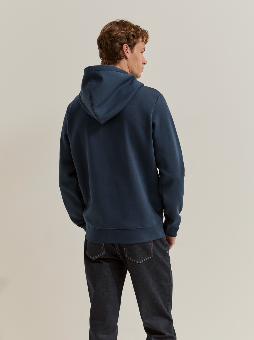 Sweater com capuz