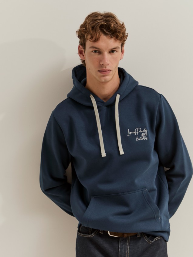 Sweater com capuz