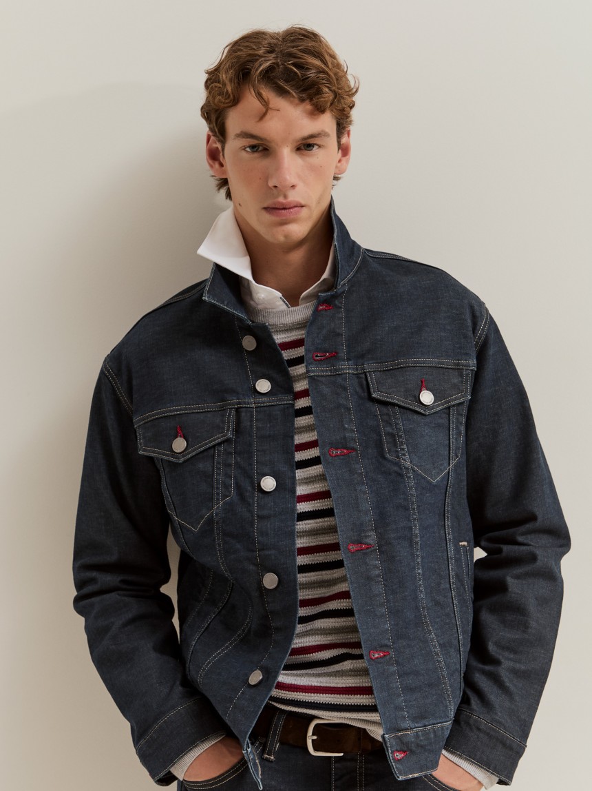 Chaqueta vaquera con botones