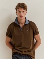 Polo de algod�o com gola denim